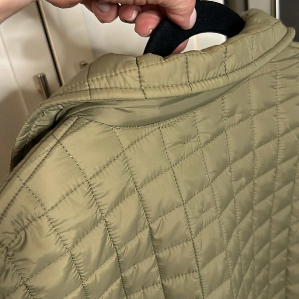 Hudson North Women’s Olive Quilt Polyfill Lightweight Jacket Size M NWT - Picture 11 of 16